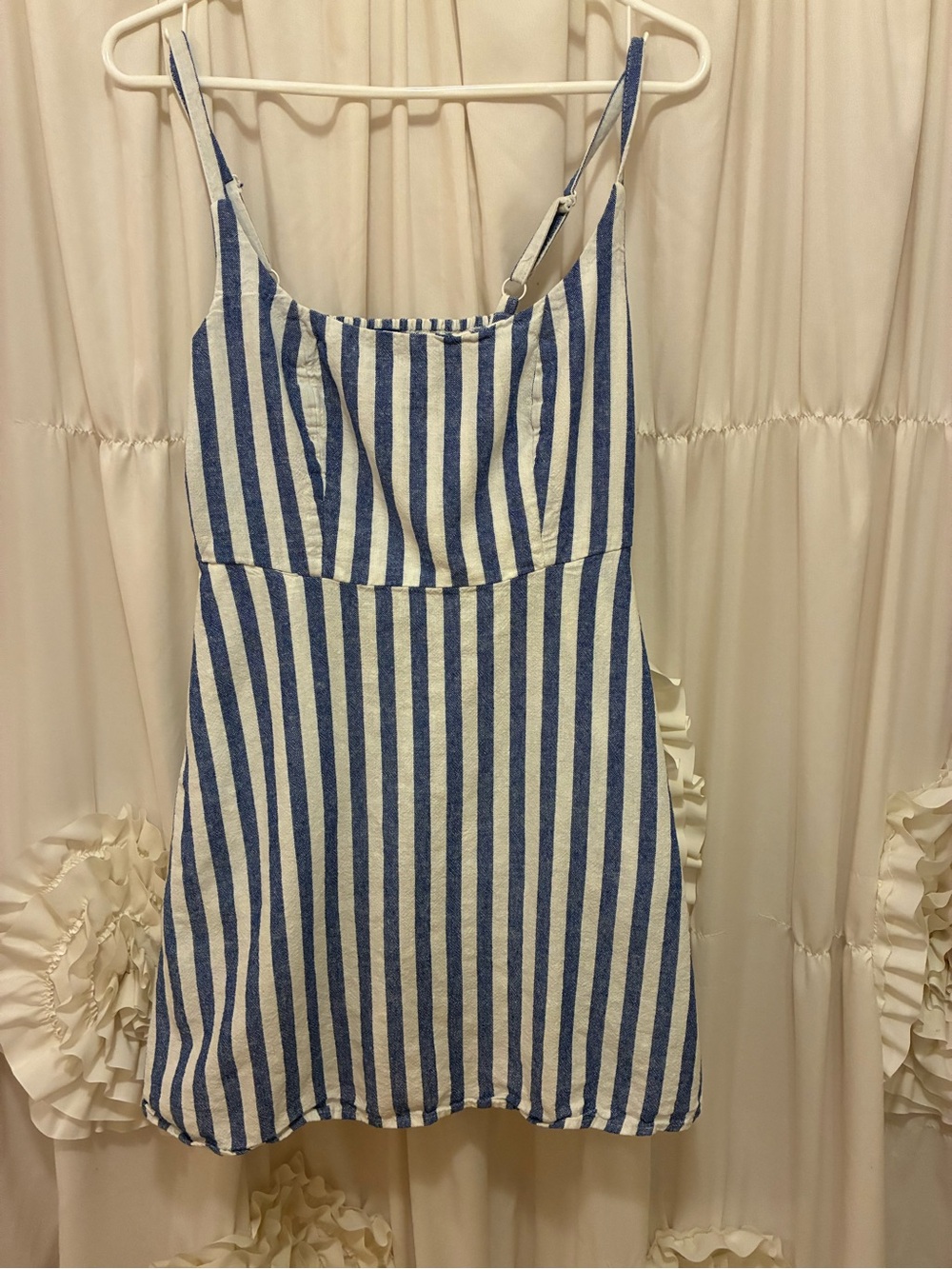 OLD NAVY Blue and White Striped Sleeveless Mini Dress🌺